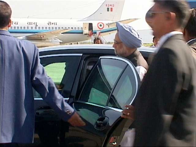PM Manmohan Singh maiden visit to Manipur - 20 November 2004