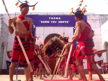 The Lui Ngai Ni Festival 2001