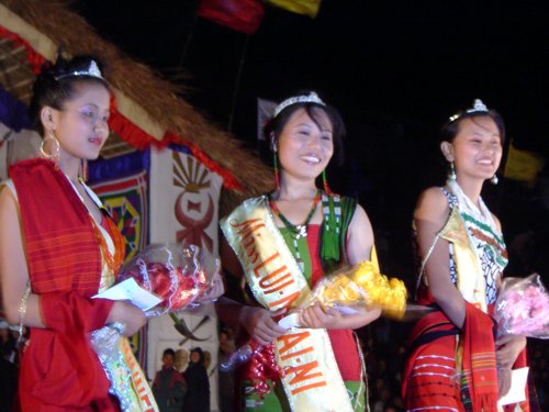 Lui Ngai Ni Celebrations in Senapati, Manipur :: February 15, 2005