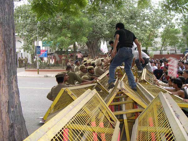 Mass rally at Delhi for revocation of the Armed Forces Special Powers Act