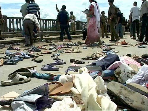 Protest against killing of Manorama by Assam Rifles & AFSPA - 29 July 2004