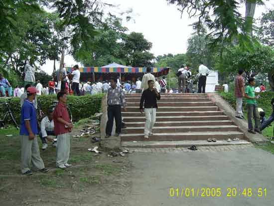 Mera Houchongba 2005
