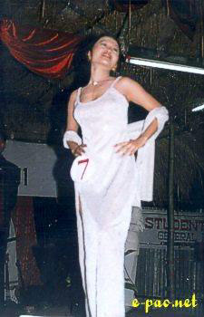 Miss Sikpuiroi 2001 at Churachandpur