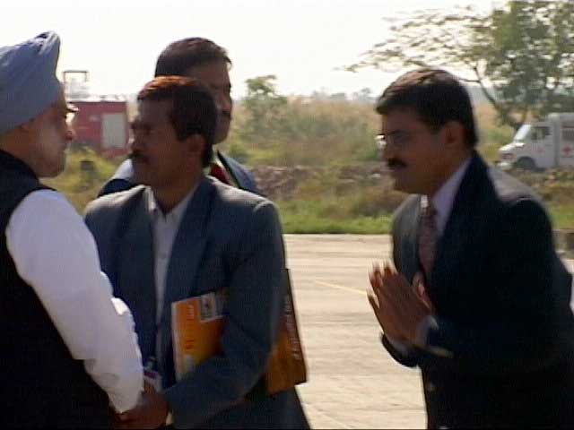 PM Manmohan Singh maiden visit to Manipur - 20 November 2004