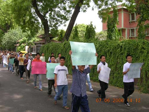 Silent Rally Against The Tipaimuk Dam In New Delhi