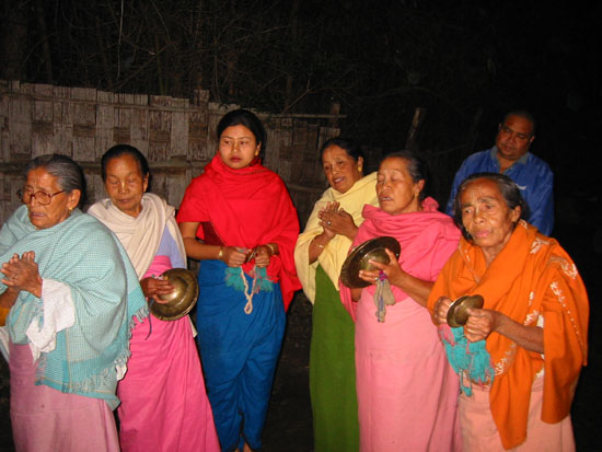 Yaoshang Festival - Yaoshang <i>Mei-Thaba</i> in Manipur :: March 25, 2005