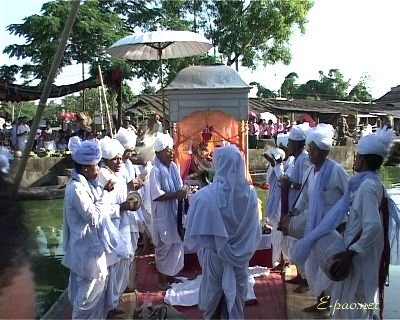 Full Pala recital in attendance during the sacred ride.