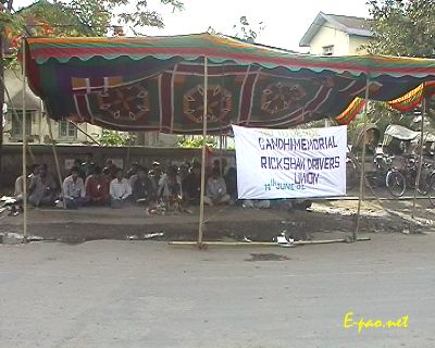 Mass Sit-in-Protest on June 14, 2002