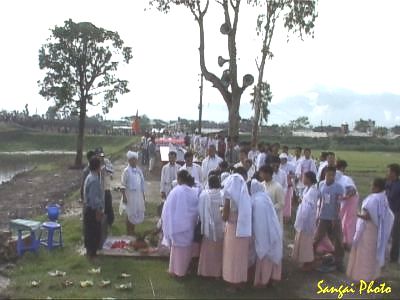 Homage to Martyrs at the First Anniversary of the June 18 Uprising