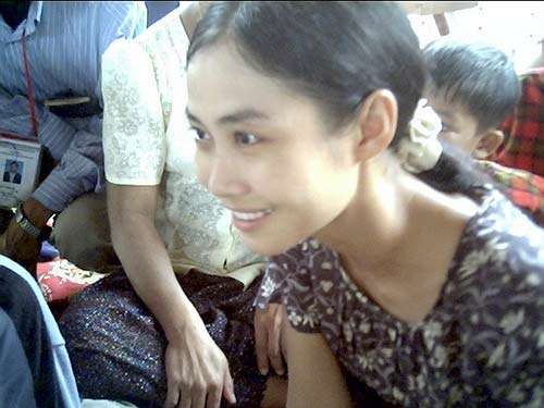 Pictures from Mandalay, Myanmar :: September 18 - 23, 2004