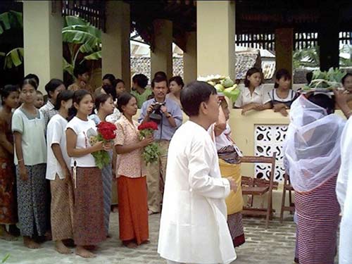 Pictures from Mandalay, Myanmar :: September 18 - 23, 2004