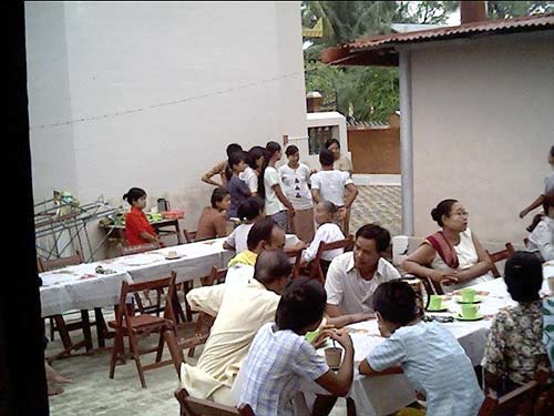 Pictures from Mandalay, Myanmar :: September 18 - 23, 2004